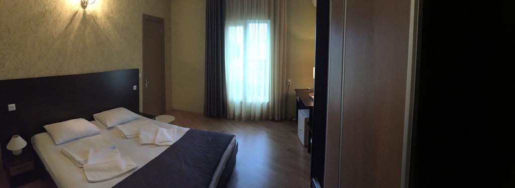 Guest House Smile Kobuleti Rom bilde