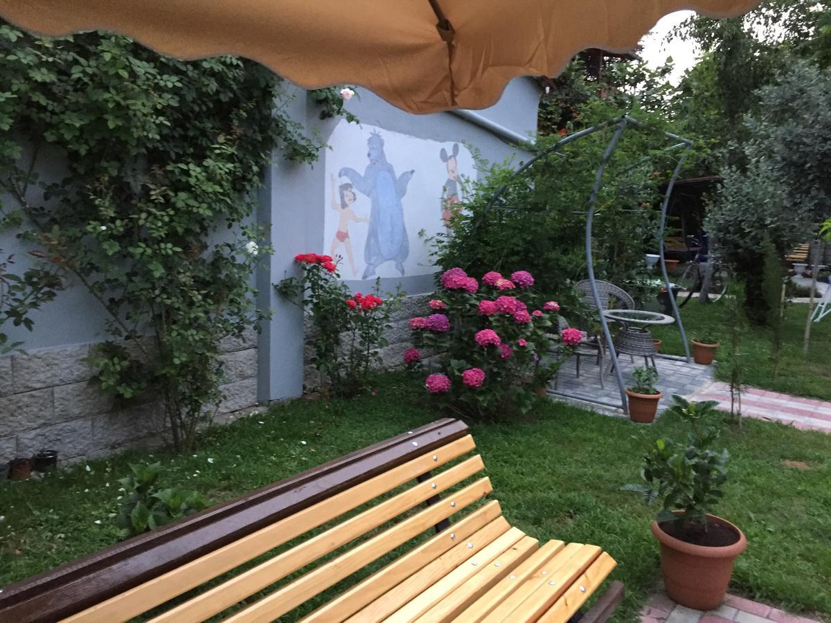 Guest House Smile Kobuleti Eksteriør bilde